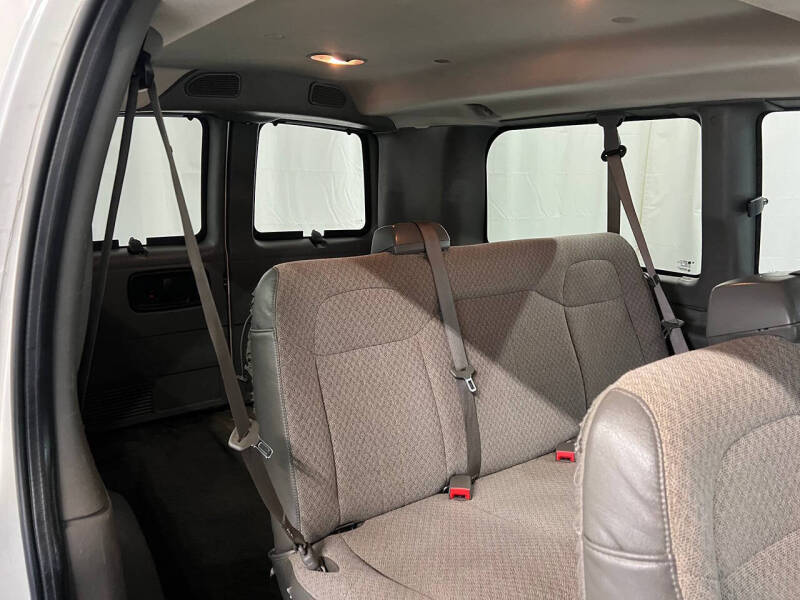 2013 Chevrolet Express LS 1500