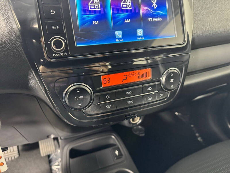 2024 Mitsubishi Mirage G4 ES