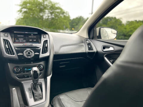 2014 Ford Focus Titanium