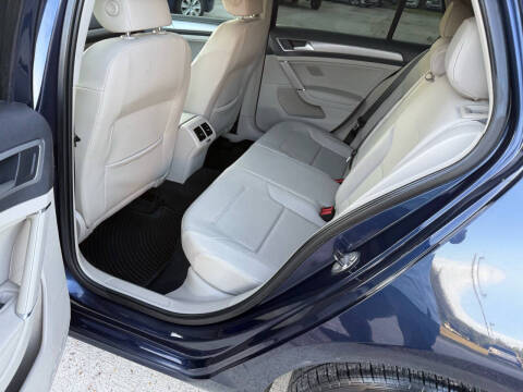 2015 Volkswagen Golf TDI S