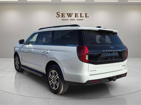 2025 Ford Expedition Active