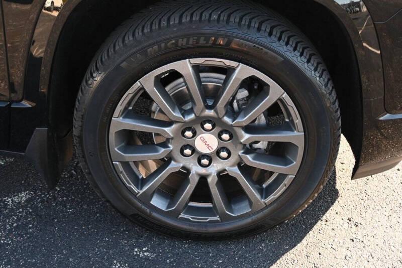 2020 GMC Acadia Denali