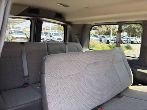 2017 Chevrolet Express LT 3500