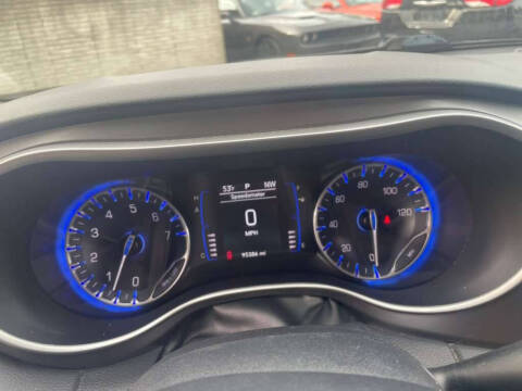 2020 Chrysler Pacifica Touring L