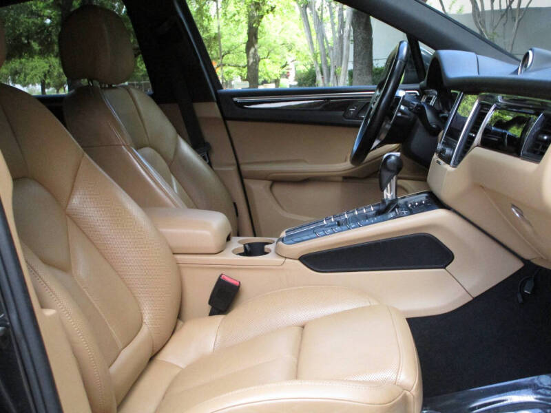 2017 Porsche Macan S