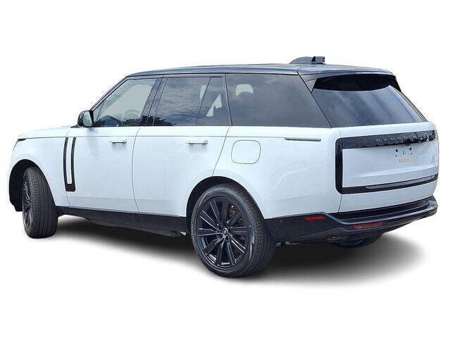 2025 Land Rover Range Rover P550e SE