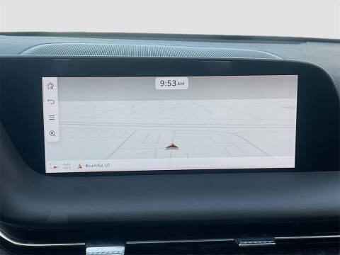 2024 Genesis G90 3.5T e-Supercharger