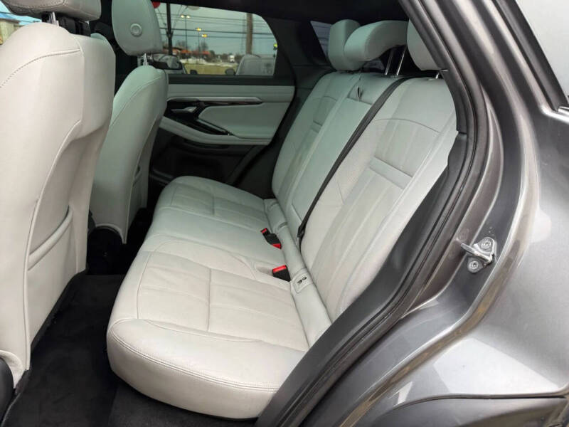 2020 Land Rover Range Rover Evoque SE