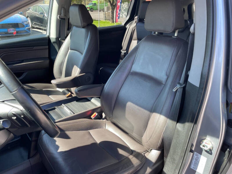 2019 Honda Odyssey EX-L photo 27