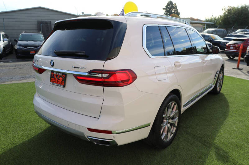 2021 BMW X7 xDrive40i