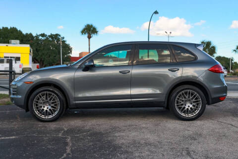 2014 Porsche Cayenne Platinum