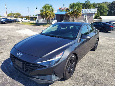 2021 Hyundai Elantra for sale at Sun Coast City Auto Sales in Mobile AL