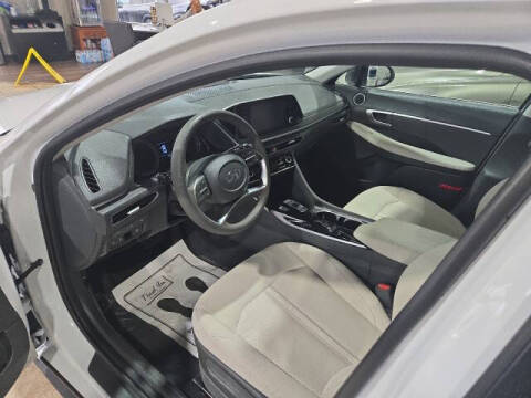 2023 Hyundai Sonata SE