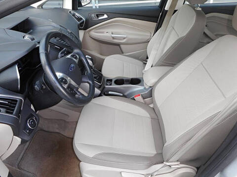 2013 Ford C-MAX Hybrid SE
