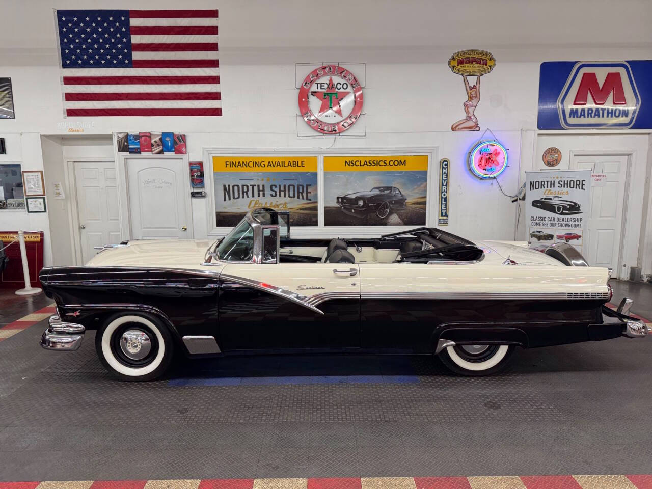 1956 Ford Fairlane 8