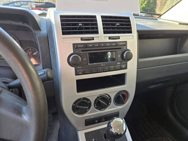 2008 Jeep Compass Sport photo 10