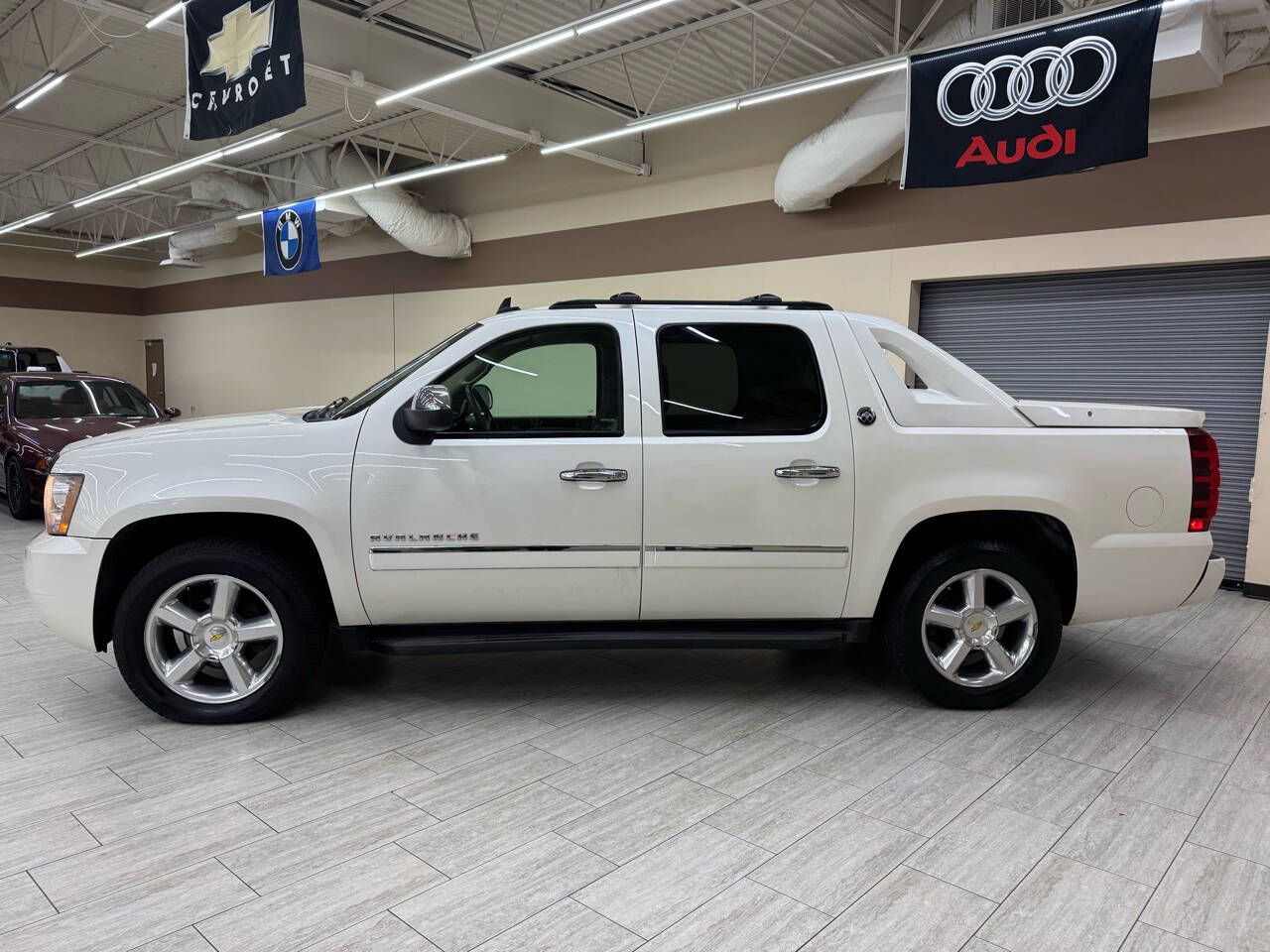 2013 Chevrolet Avalanche for sale at DFW Auto & Services Inc in Fort Worth, TX