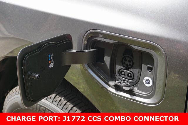 2025 Ford F-150 Lightning XLT