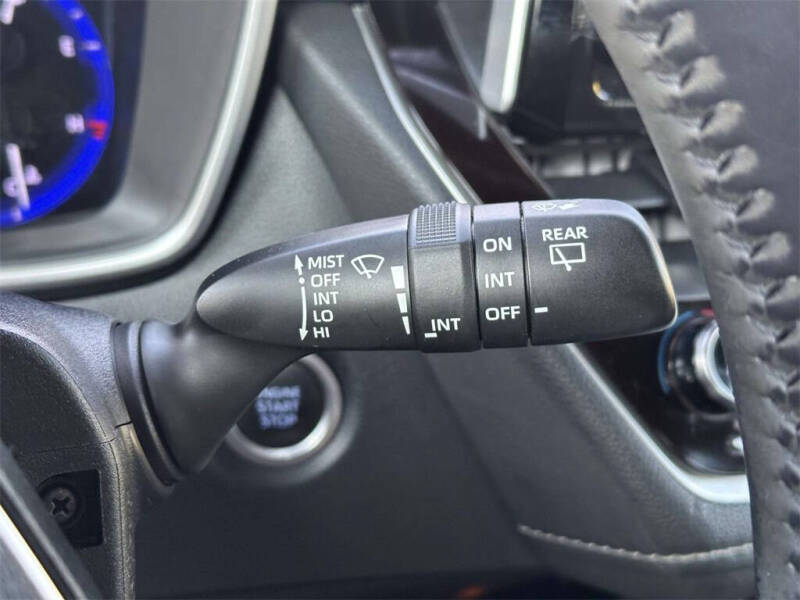 2019 Toyota Corolla Hatchback SE