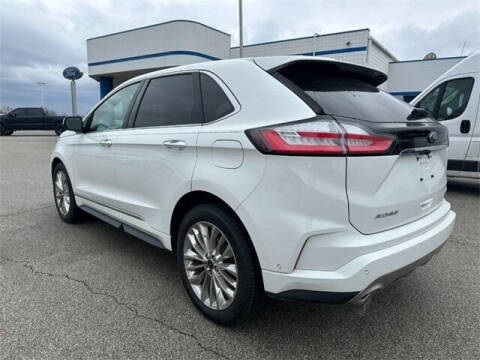2020 Ford Edge Titanium