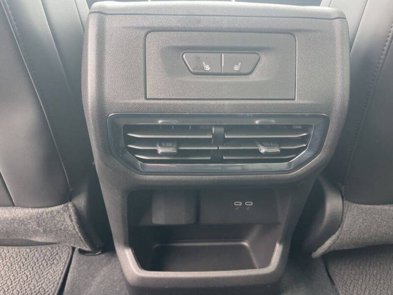 2024 GMC Sierra EV Denali Edition 1