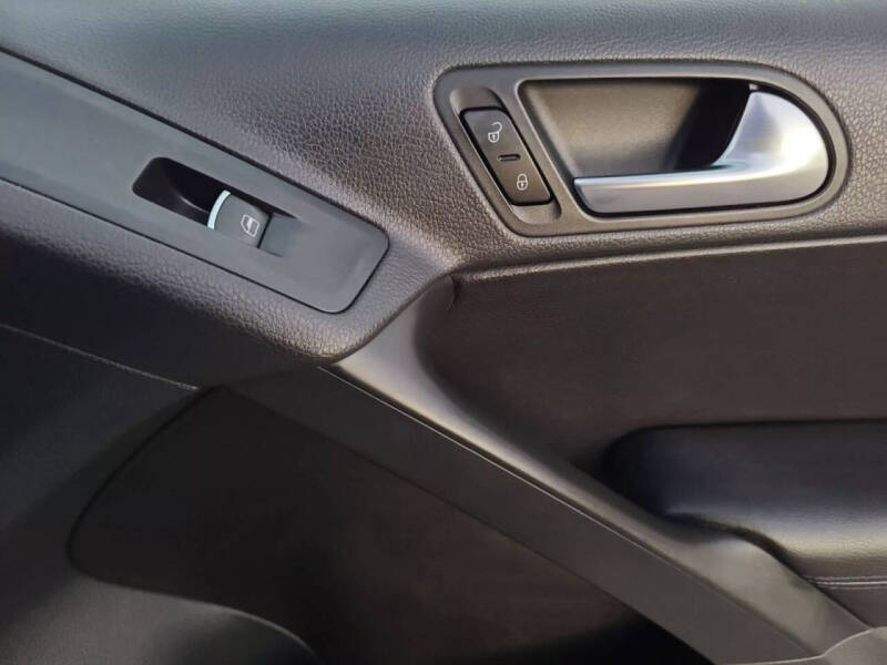 2011 Volkswagen Tiguan