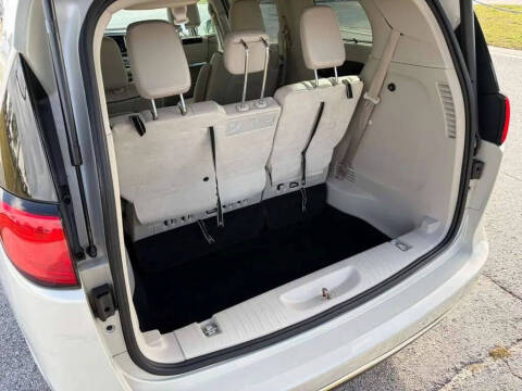 2017 Chrysler Pacifica Hybrid Platinum