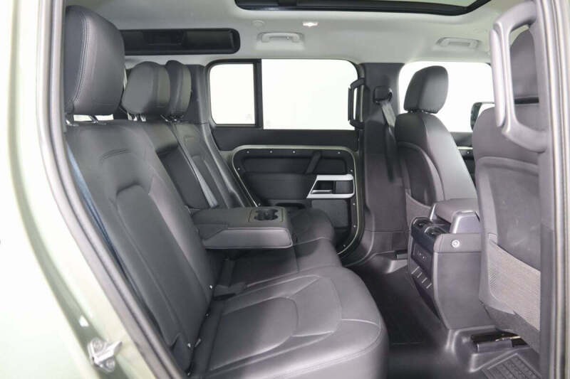 2023 Land Rover Defender