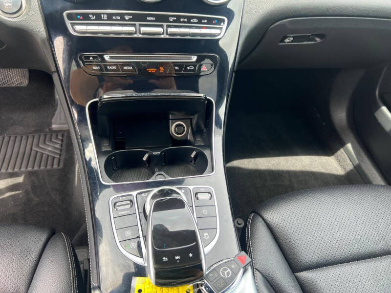 2017 Mercedes-Benz GLC GLC 300