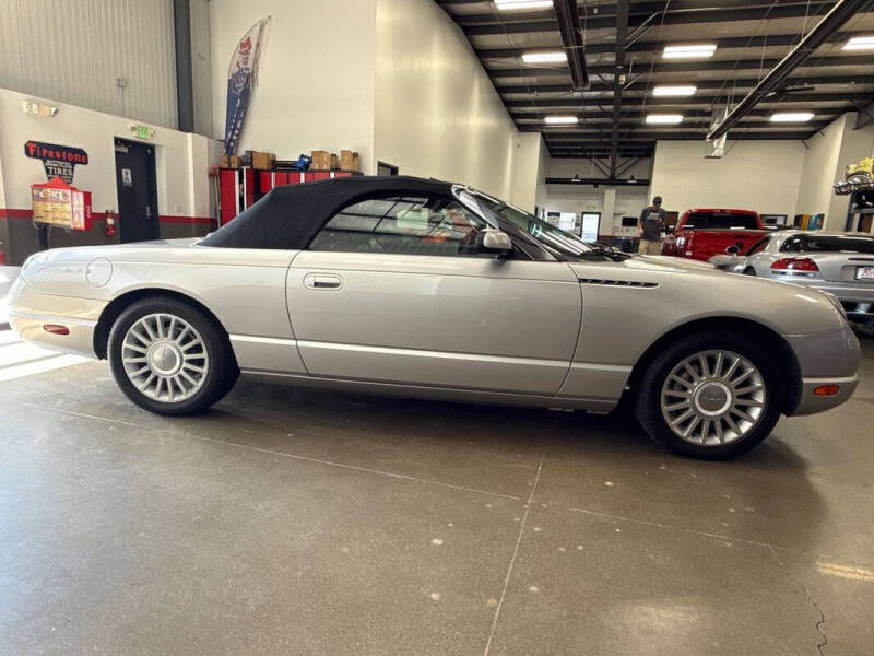 2004 Ford Thunderbird Deluxe