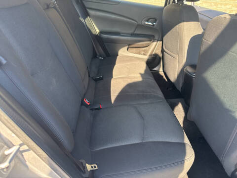 2013 Dodge Avenger SE V6