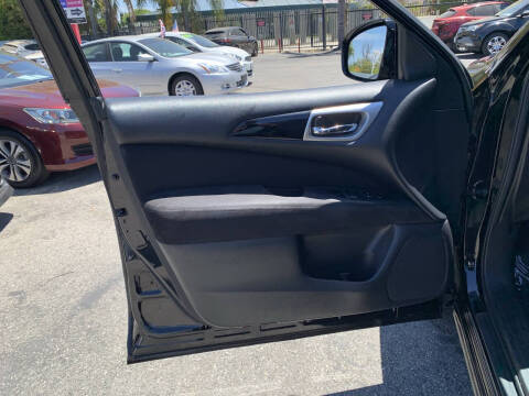 2014 Nissan Pathfinder S