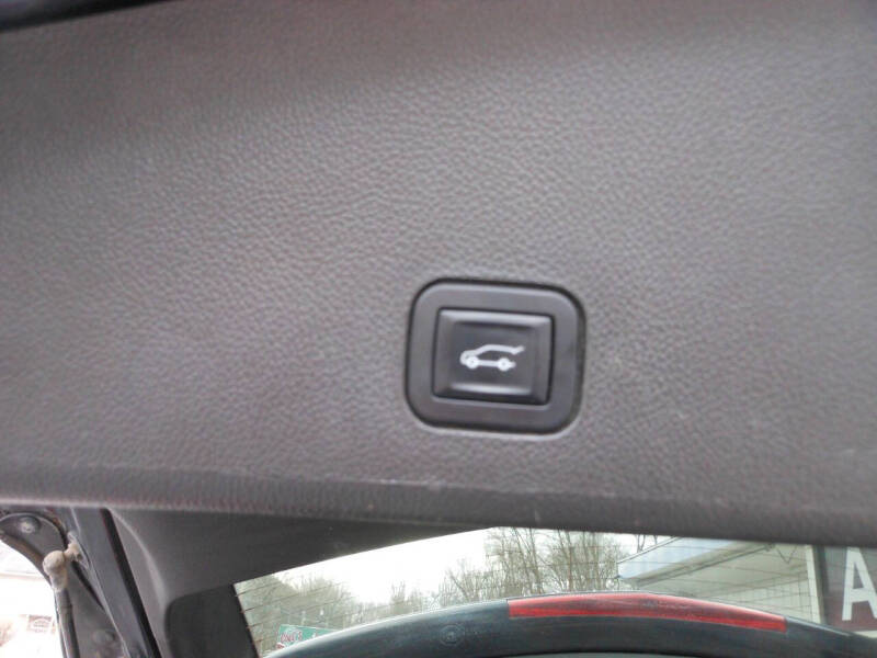 2013 Cadillac SRX Performance Collection