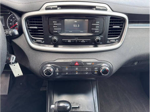 2016 Kia Sorento LX V6