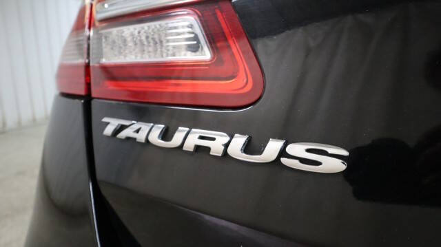 2017 Ford Taurus Limited