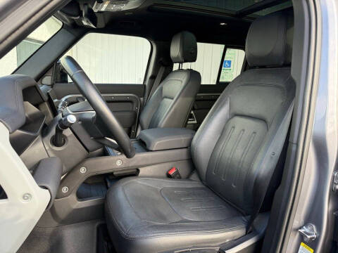 2022 Land Rover Defender 110 S