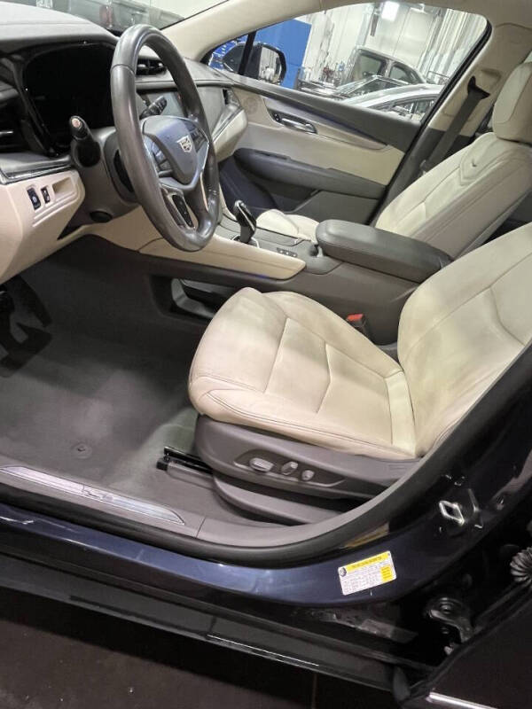 2018 Cadillac XT5 Premium Luxury