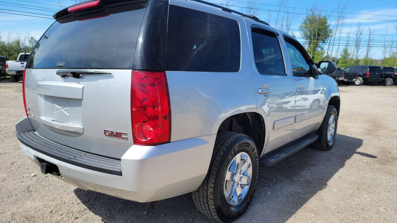 2011 GMC Yukon SLE