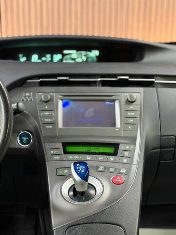 2012 Toyota Prius Two