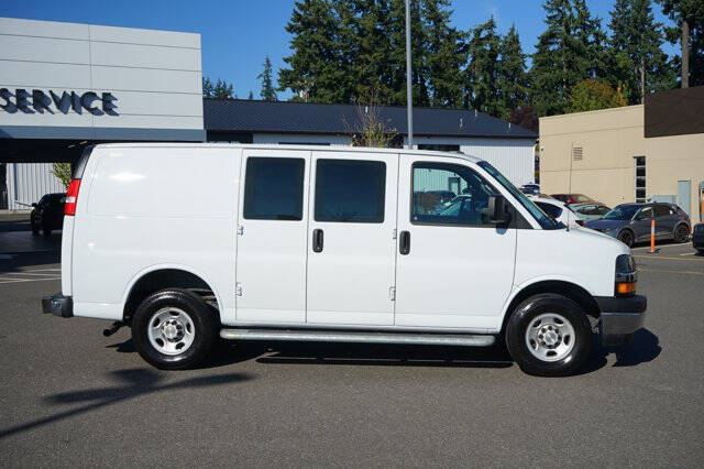2024 Chevrolet Express 2500