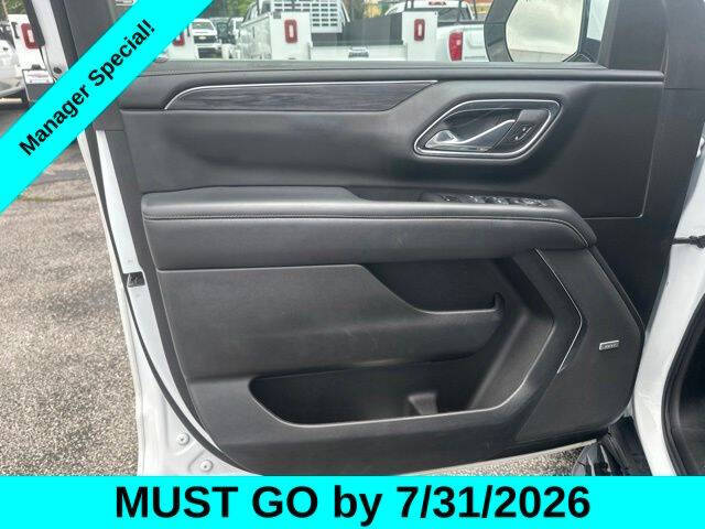 2023 GMC Yukon SLT
