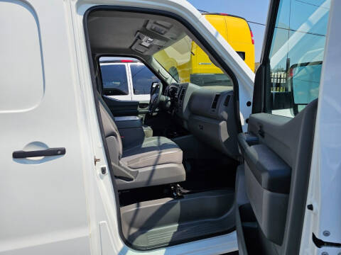 2018 Nissan NV 2500 HD SV