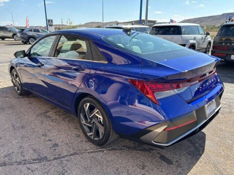 2025 Hyundai Elantra Hybrid Limited