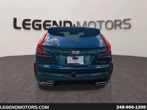 2025 Cadillac XT4 Premium Luxury