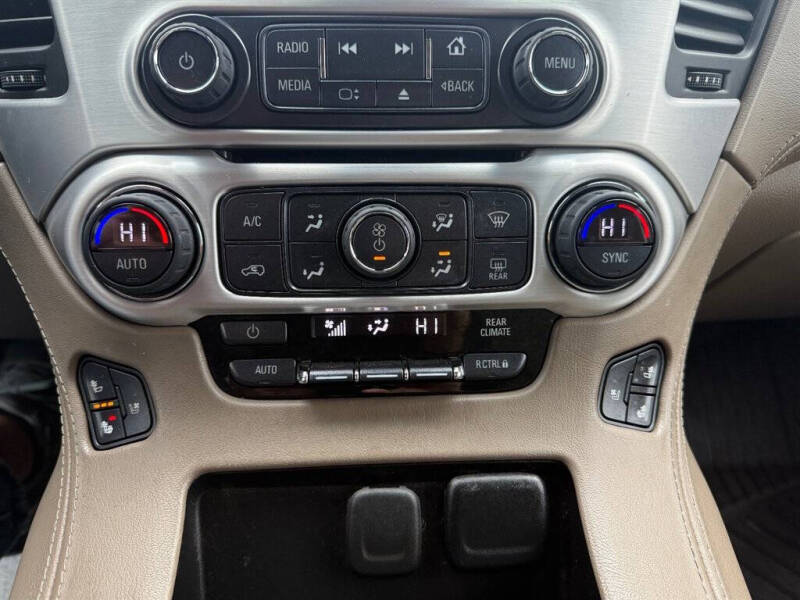 2017 GMC Yukon XL SLT