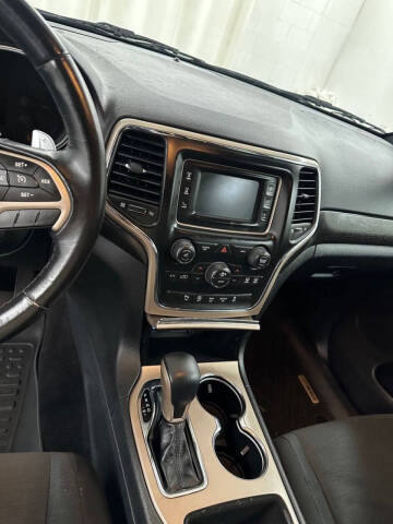 2017 Jeep Grand Cherokee Laredo