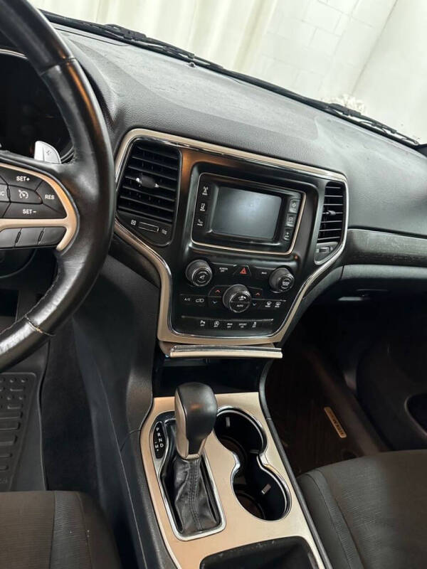 2017 Jeep Grand Cherokee Laredo