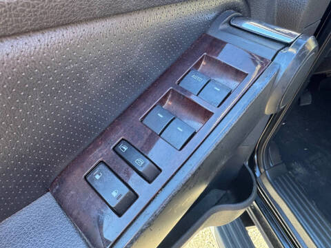 2010 Ford Explorer Limited