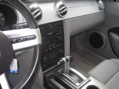 2006 Ford Mustang V6 Premium