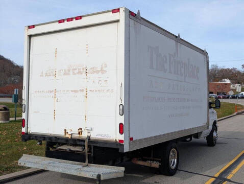 2017 Ford E-Series E-450 SD